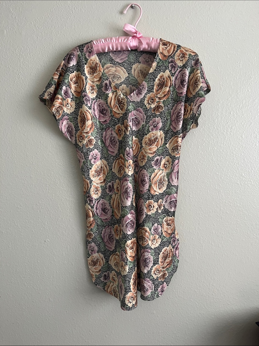 Vintage Floral V-Neck Women’s Silky Sleep Shirt